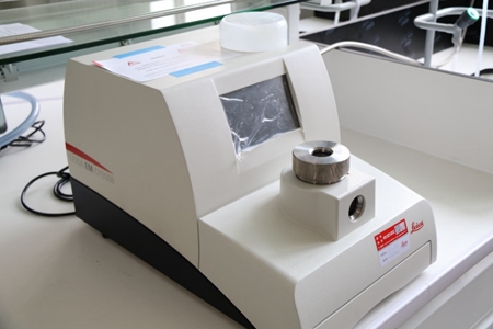 db7e620105be45269c0017add80d41af.jpg 临界点干燥仪_副本.jpg